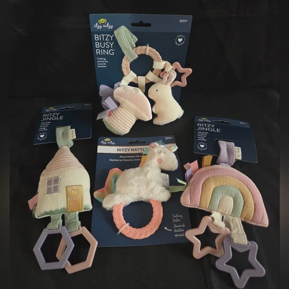 Itzy Ritzy Whimsical Bundle - Picture 1 of 5